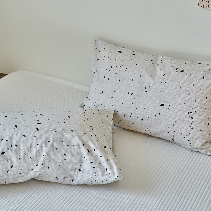 91家纺网 家纺一手货源 找家纺 窝米2023新品13370全棉印花单品系列枕套 平行时空枕套