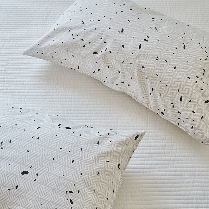 91家纺网 家纺一手货源 找家纺 窝米2023新品13370全棉印花单品系列枕套 平行时空枕套