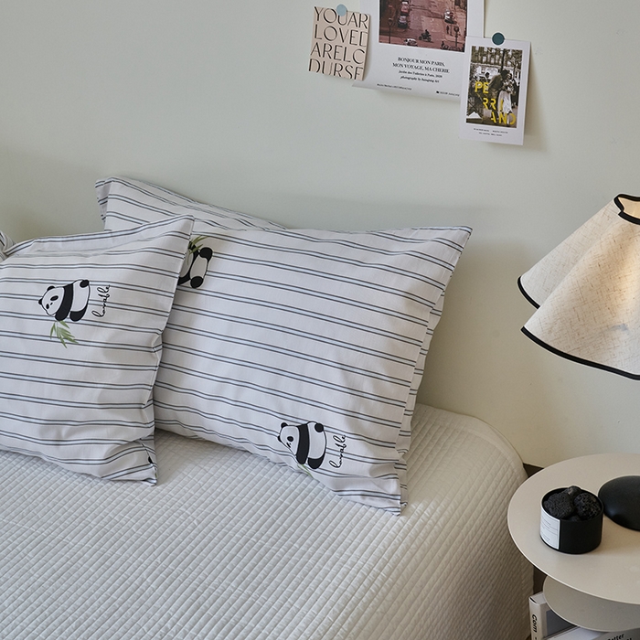 91家纺网 家纺一手货源 找家纺 窝米2023新品13370全棉印花单品系列枕套 熊猫枕套