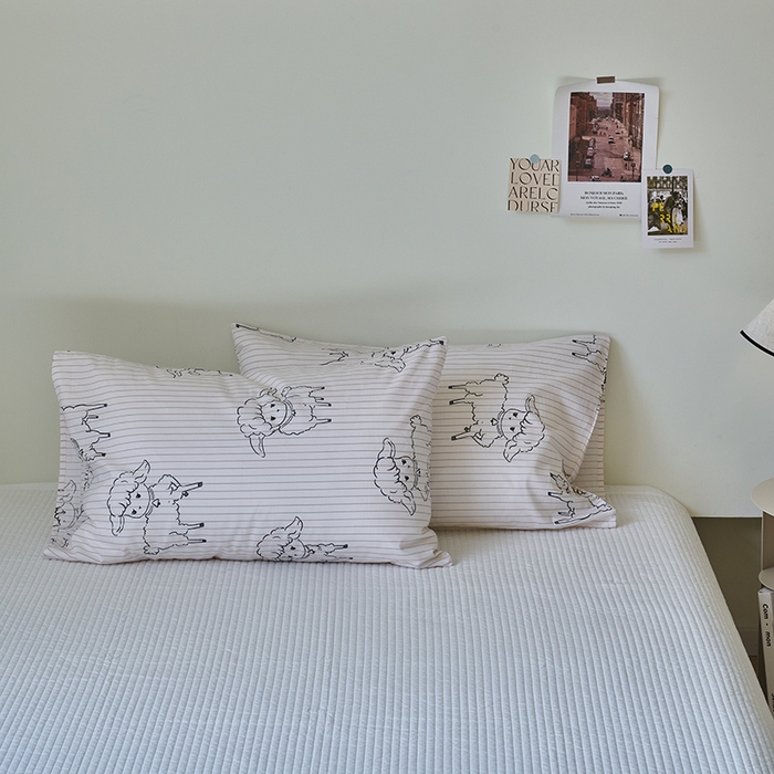 91家纺网 家纺一手货源 找家纺 窝米2023新品13370全棉印花单品系列枕套 羊咩咩枕套