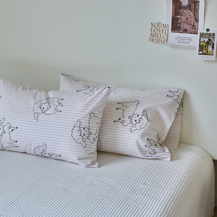 91家纺网 家纺一手货源 找家纺 窝米2023新品13370全棉印花单品系列枕套 羊咩咩枕套