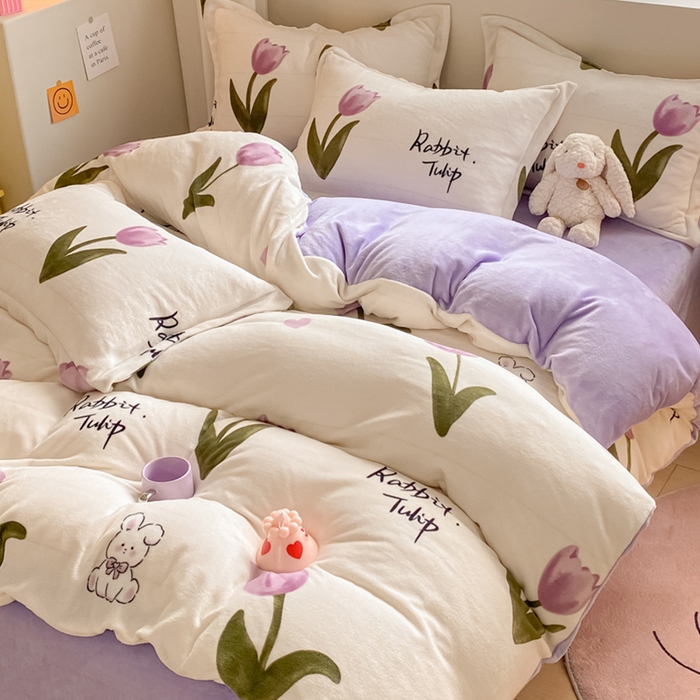 91家纺网 家纺一手货源 找家纺 梦之岛 2023新款牛奶绒加厚小清新印花保暖四件套 花园小兔