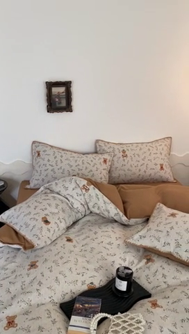 91家纺网 家纺一手货源 找家纺 旷野 2023秋冬磨毛碎花四件套 花间熊