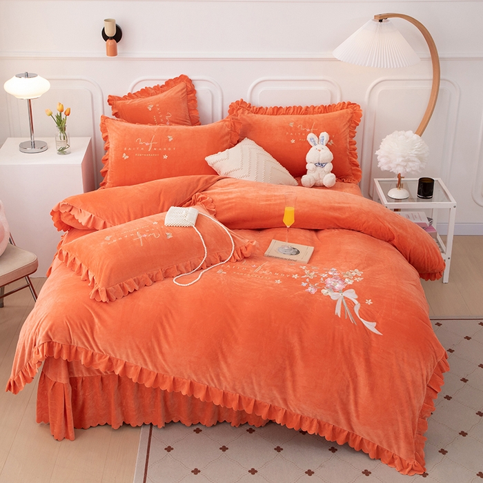 91家纺网 家纺一手货源 找家纺 优姿家纺 2024新品8.5斤德芙绒韩版床裙绣花保暖四件套 今生有约香妃桔