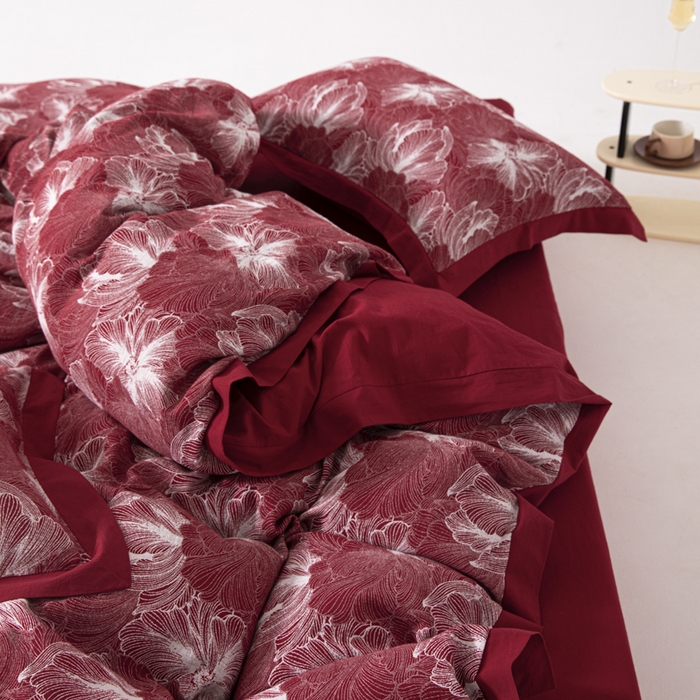 91家纺网 家纺一手货源 找家纺 安莱生活 2023新款花海系列色织双层纱工艺款宽边高奢四件套 花海-朱红