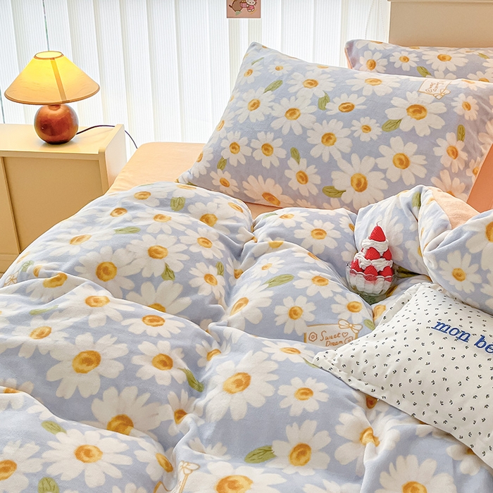 91家纺网 家纺一手货源 找家纺 金爱家 2023新款ins小清新韩系卡通少女心奶油兔子加厚牛奶绒系列四件套 绒-甜甜的梦