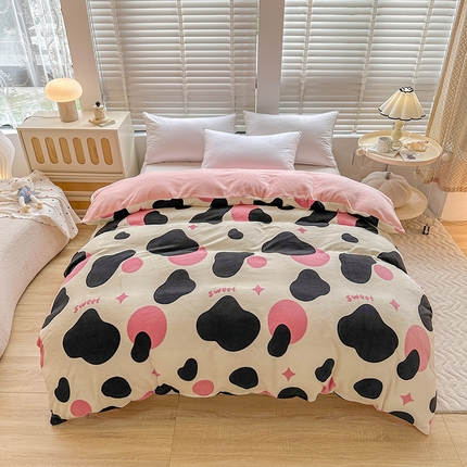 91家纺网 家纺一手货源 找家纺 (总) 卡普家居2025新款加厚保暖牛奶绒系列--单品被套