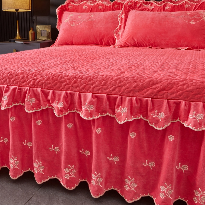 91家纺网 家纺一手货源 找家纺 2023 恒爱家纺 花好月圆宝宝绒床裙四件套 西瓜红