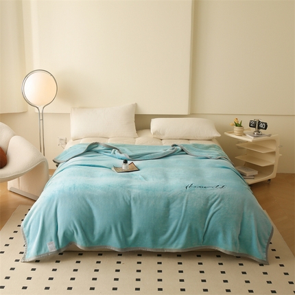 91家纺网 家纺一手货源 找家纺 （总）卡初家居（原微来） 2023新款280克纯色加厚超柔牛奶绒毛毯