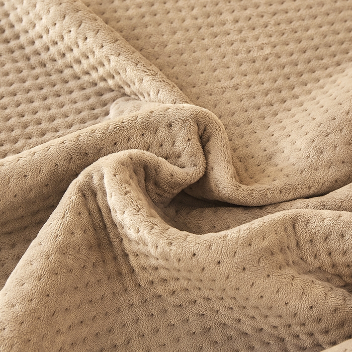 91家纺网 家纺一手货源 找家纺 胜权 2024款高克重牛奶绒夹棉单床盖单件保暖床盖三件套 奶咖