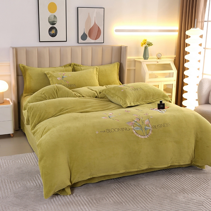 91家纺网 家纺一手货源 找家纺 富之航 2023新款牛奶绒刺绣四件套 莫奈花园-绿