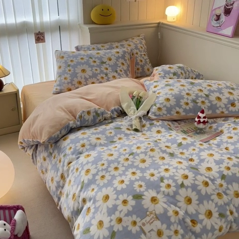 91家纺网 家纺一手货源 找家纺 金爱家 2023新款ins小清新韩系卡通少女心奶油兔子加厚牛奶绒系列四件套 绒-甜甜的梦