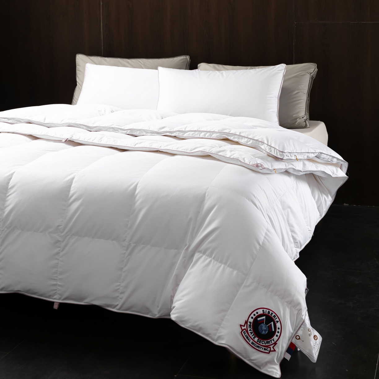 91家纺网 家纺一手货源 找家纺 （总）岚司羽 新款全棉羽绒被子母被芯优质95%白鹅绒冬被