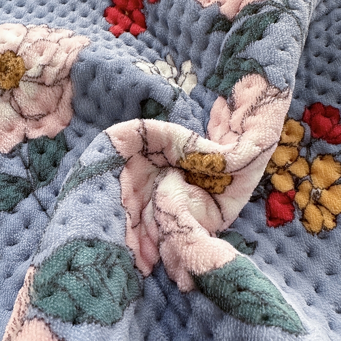 91家纺网 家纺一手货源 找家纺 胜权 2024款高克重牛奶绒夹棉单床盖单件保暖床盖三件套 海伦娜