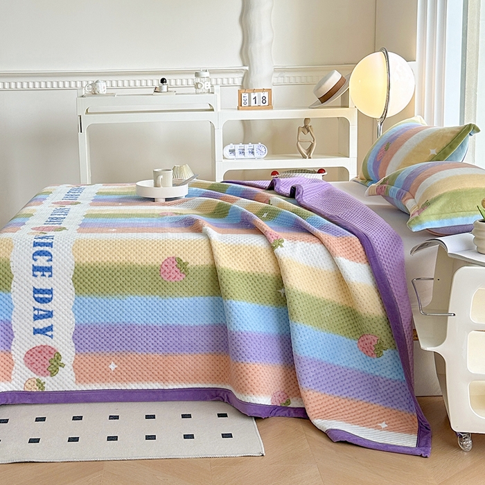 91家纺网 家纺一手货源 找家纺 胜权 2024款高克重牛奶绒夹棉单床盖单件保暖床盖三件套 彩虹甜心