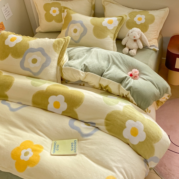 91家纺网 家纺一手货源 找家纺 梦之岛 2023新款牛奶绒加厚小清新印花保暖四件套 花开