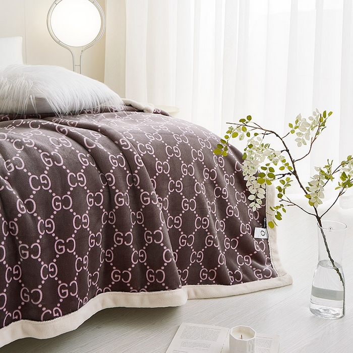 91家纺网 家纺一手货源 找家纺 （总）肖恩毯业 2025新款欧棉绒休闲四季毯毛毯盖毯