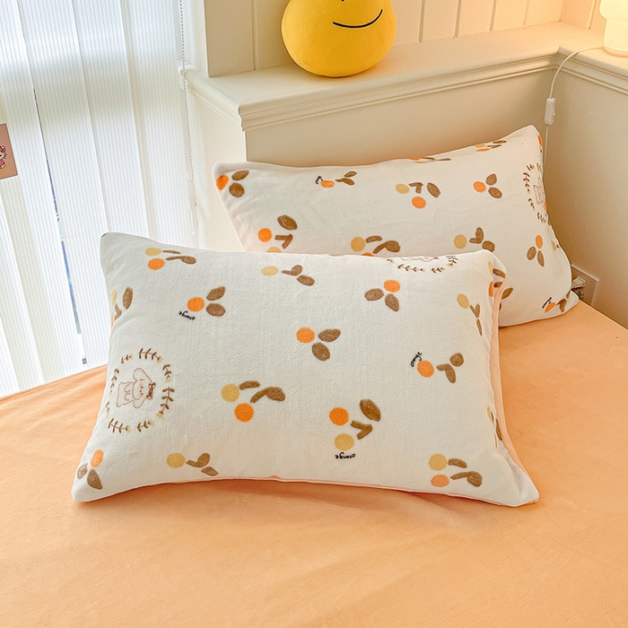 91家纺网 家纺一手货源 找家纺 金爱家 2023新款ins小清新韩系卡通少女心奶油兔子加厚牛奶绒系列四件套 绒-果果兔