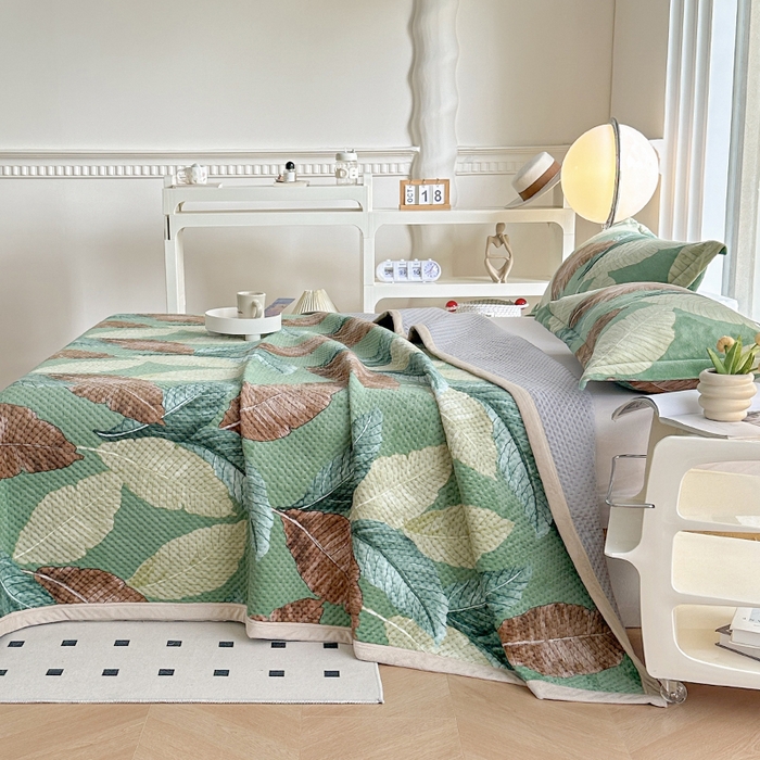 91家纺网 家纺一手货源 找家纺 胜权 2024款高克重牛奶绒夹棉单床盖单件保暖床盖三件套 莫奈