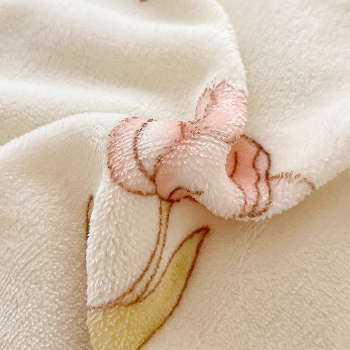 91家纺网 家纺一手货源 找家纺 金爱家 2023新款ins小清新韩系卡通少女心奶油兔子加厚牛奶绒系列四件套 绒-花颂