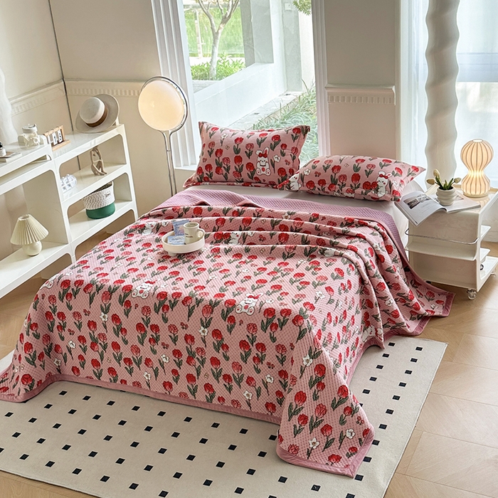 91家纺网 家纺一手货源 找家纺 胜权 2024款高克重牛奶绒夹棉单床盖单件保暖床盖三件套 玫瑰乐园