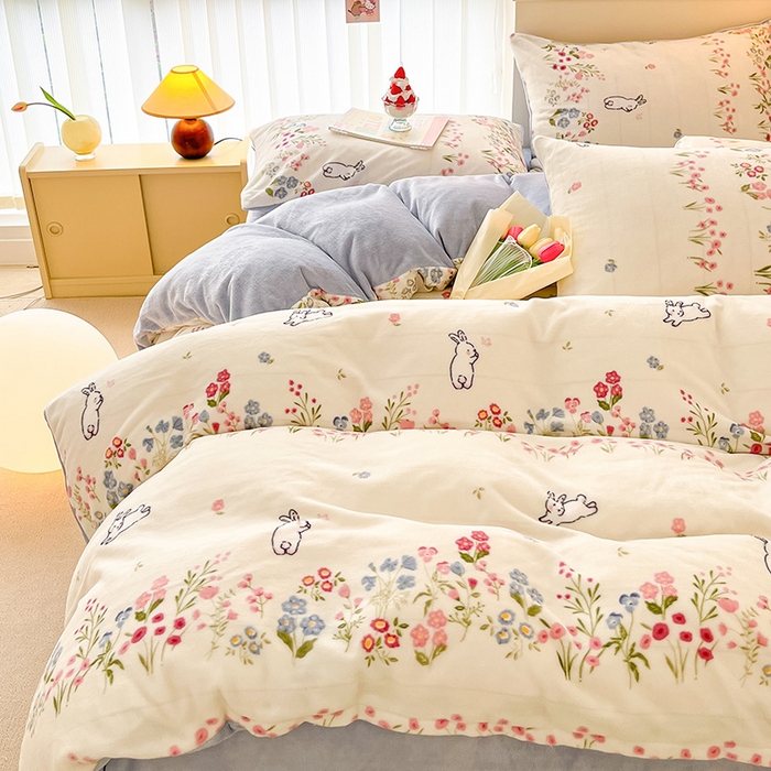 91家纺网 家纺一手货源 找家纺 金爱家 2023新款ins小清新韩系卡通少女心奶油兔子加厚牛奶绒系列四件套 绒-美悠