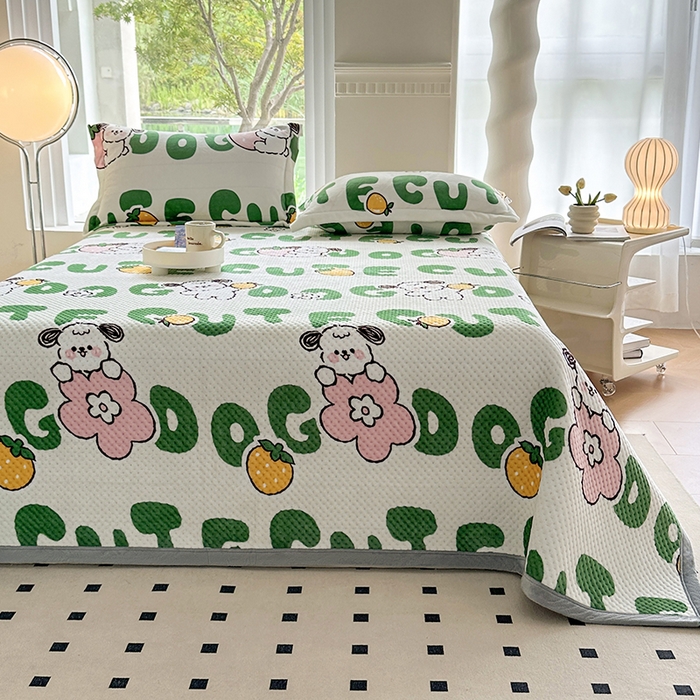 91家纺网 家纺一手货源 找家纺 胜权 2024款高克重牛奶绒夹棉单床盖单件保暖床盖三件套 快乐汪汪