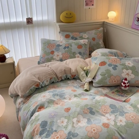 91家纺网 家纺一手货源 找家纺 金爱家 2023新款ins小清新韩系卡通少女心奶油兔子加厚牛奶绒系列四件套 绒-觅香