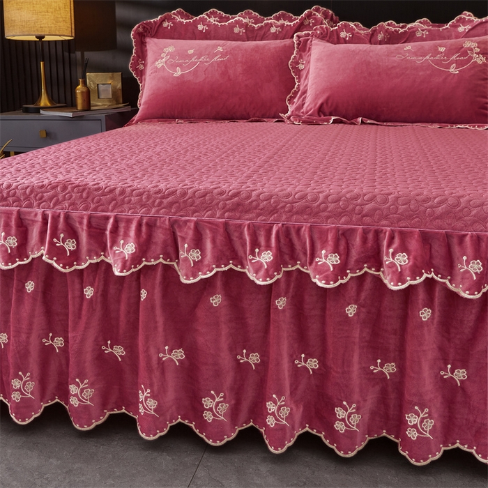 91家纺网 家纺一手货源 找家纺 2023 恒爱家纺 花好月圆宝宝绒床裙四件套 深豆沙