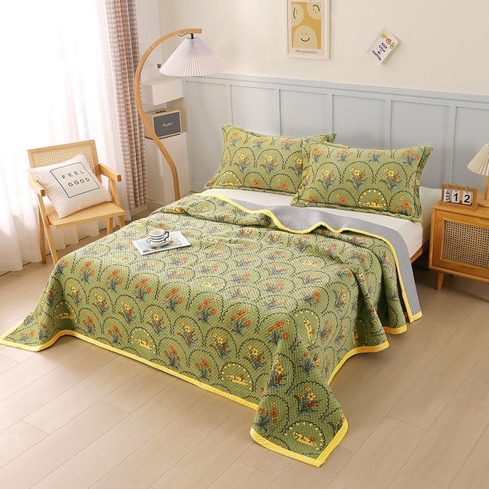 91家纺网 家纺一手货源 找家纺 胜权 2024款高克重牛奶绒夹棉单床盖单件保暖床盖三件套 花精灵绿