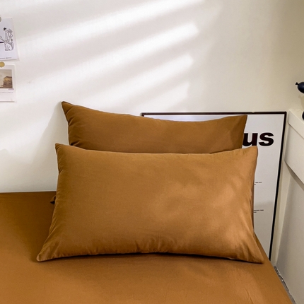 91家纺网 家纺一手货源 找家纺 六巷胡同 2023新款32支全棉纯色水洗棉单枕套 栗子棕