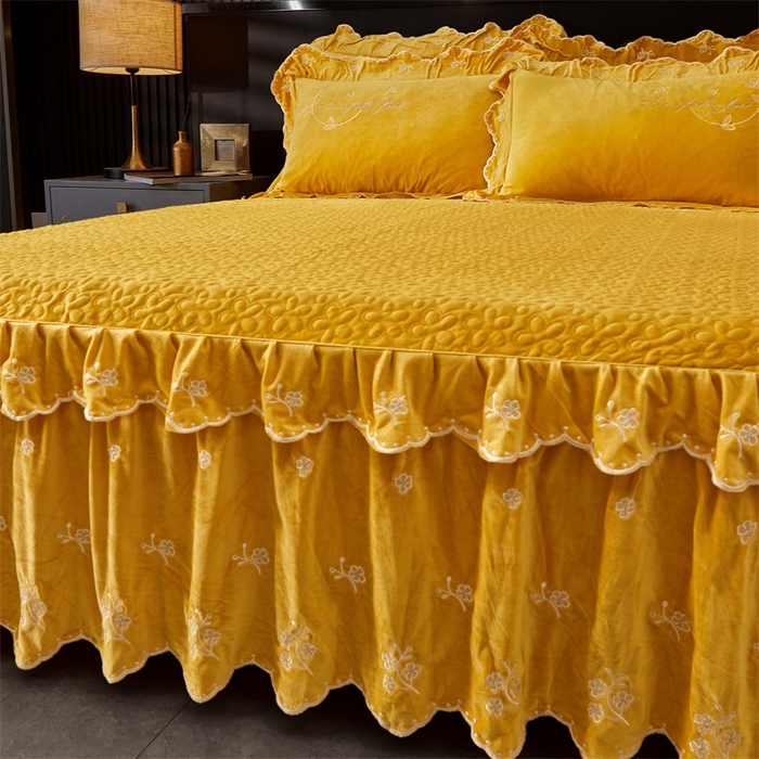 91家纺网 家纺一手货源 找家纺 2023 恒爱家纺 花好月圆宝宝绒床裙四件套 柠檬黄