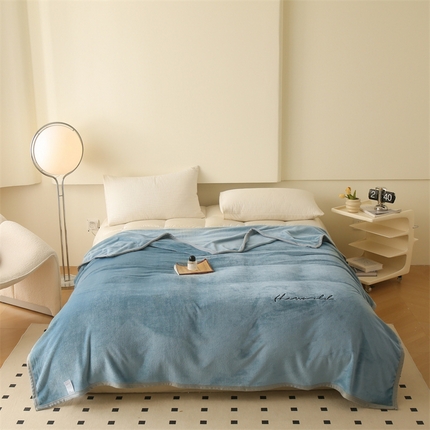 91家纺网 家纺一手货源 找家纺 （总）卡初家居（原微来） 2023新款280克纯色加厚超柔牛奶绒毛毯