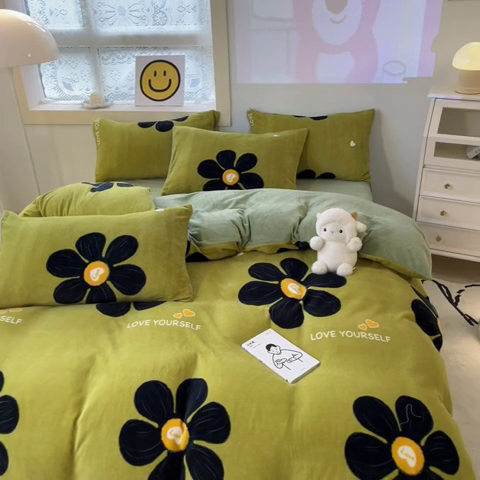 91家纺网 家纺一手货源 找家纺 （总）金爱家 2023新款ins小清新韩系卡通少女心奶油兔子加厚牛奶绒系列四件套