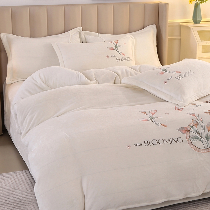 91家纺网 家纺一手货源 找家纺 富之航 2023新款牛奶绒刺绣四件套 莫奈花园-白