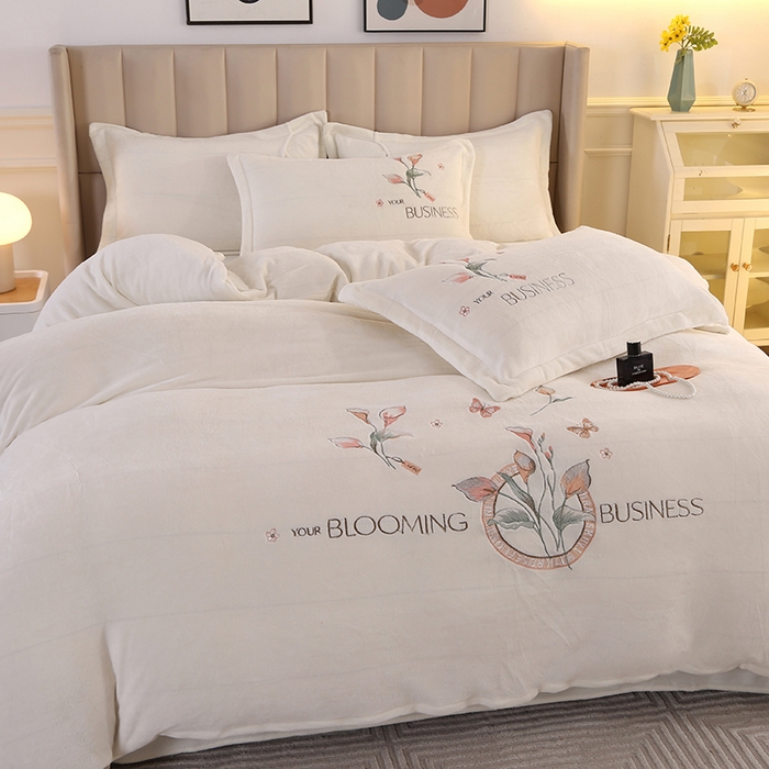 91家纺网 家纺一手货源 找家纺 富之航 2023新款牛奶绒刺绣四件套 莫奈花园-白