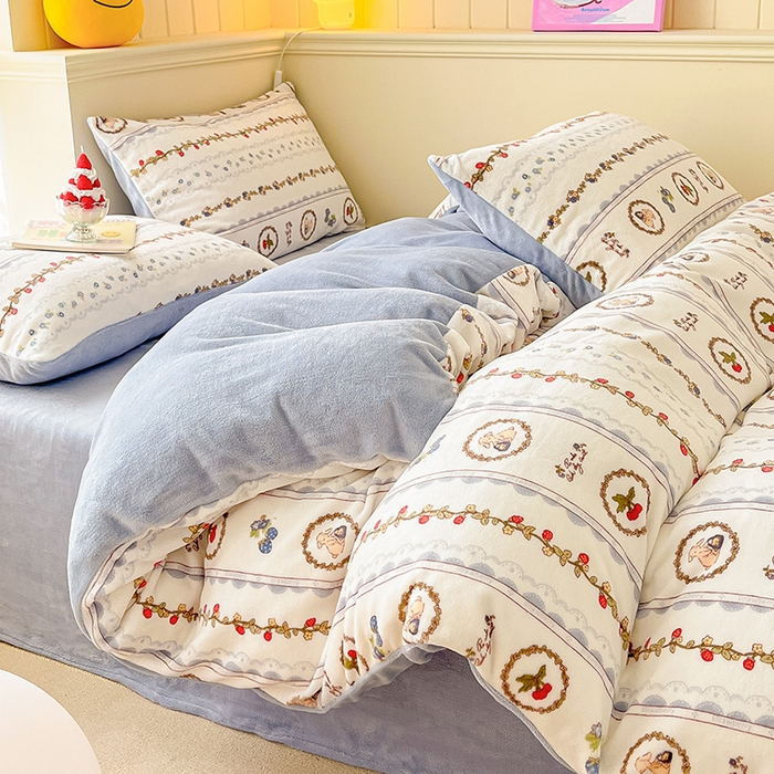 91家纺网 家纺一手货源 找家纺 金爱家 2023新款ins小清新韩系卡通少女心奶油兔子加厚牛奶绒系列四件套 绒-蓝可颂