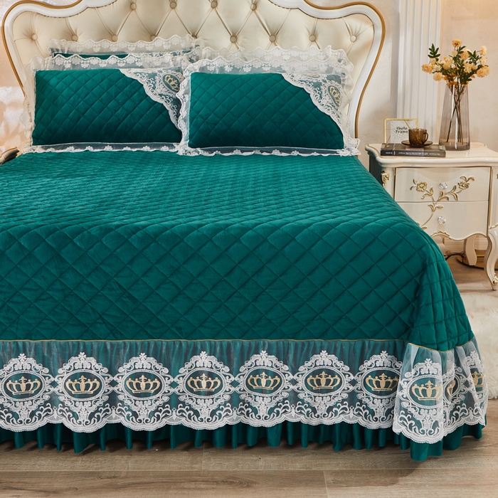 91家纺网 家纺一手货源 找家纺 恋尚 2023新款可脱卸水晶绒夹棉床盖卡雯系列 宝绿