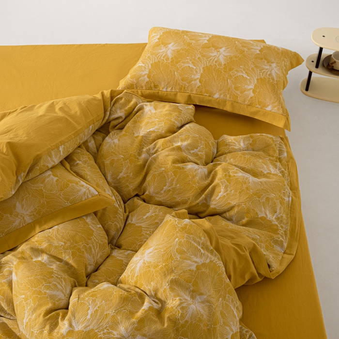 91家纺网 家纺一手货源 找家纺 安莱生活 2023新款花海系列色织双层纱工艺款宽边高奢四件套 花海-姜黄