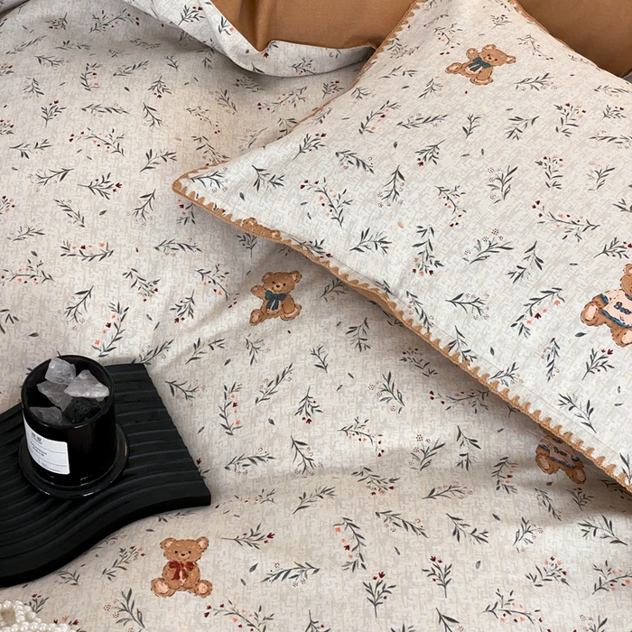 91家纺网 家纺一手货源 找家纺 旷野 2023秋冬磨毛碎花四件套 花间熊