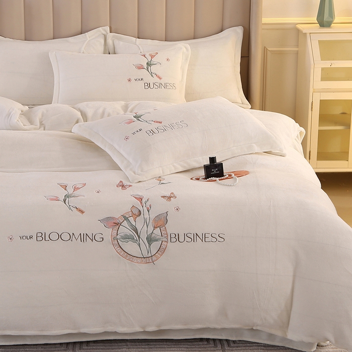 91家纺网 家纺一手货源 找家纺 富之航 2023新款牛奶绒刺绣四件套 莫奈花园-白