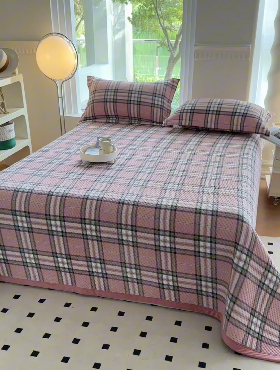 91家纺网 家纺一手货源 找家纺 胜权 2024款高克重牛奶绒夹棉单床盖单件保暖床盖三件套 和颜悦色