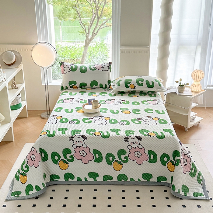 91家纺网 家纺一手货源 找家纺 胜权 2024款高克重牛奶绒夹棉单床盖单件保暖床盖三件套 快乐汪汪