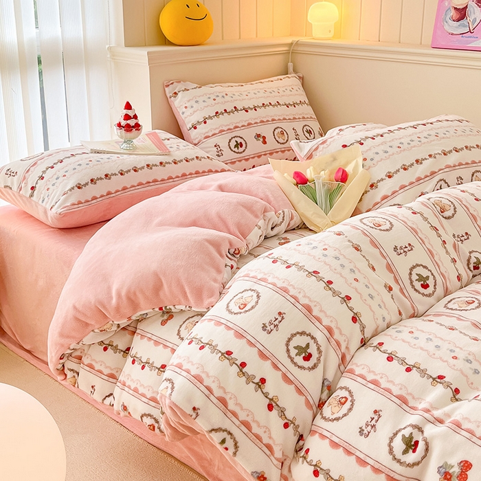 91家纺网 家纺一手货源 找家纺 金爱家 2023新款ins小清新韩系卡通少女心奶油兔子加厚牛奶绒系列四件套 绒-可颂粉