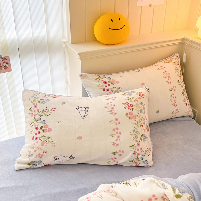 91家纺网 家纺一手货源 找家纺 金爱家 2023新款ins小清新韩系卡通少女心奶油兔子加厚牛奶绒系列四件套 绒-美悠