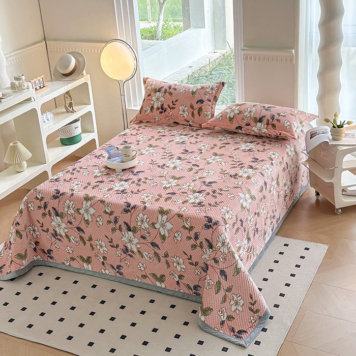 91家纺网 家纺一手货源 找家纺 胜权 2024款高克重牛奶绒夹棉单床盖单件保暖床盖三件套 红薇