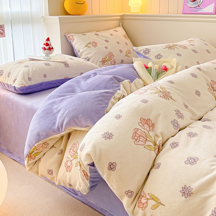 91家纺网 家纺一手货源 找家纺 金爱家 2023新款ins小清新韩系卡通少女心奶油兔子加厚牛奶绒系列四件套 绒-花颂