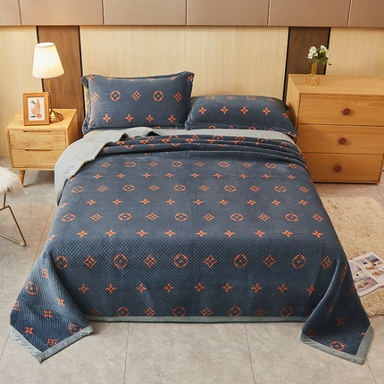 胜权 2024款高克重牛奶绒夹棉单床盖单件保暖床盖三件套 四叶草-灰