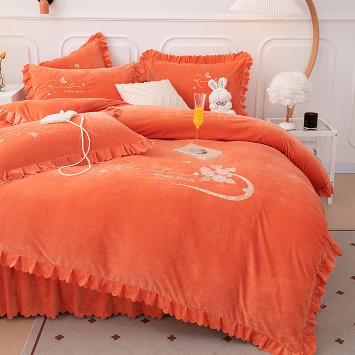 91家纺网 家纺一手货源 找家纺 优姿家纺 2024新品8.5斤德芙绒韩版床裙绣花保暖四件套 时尚玫瑰香妃桔
