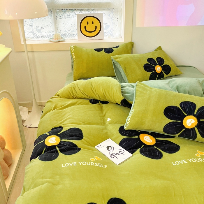 91家纺网 家纺一手货源 找家纺 金爱家 2023新款ins小清新韩系卡通少女心奶油兔子加厚牛奶绒系列四件套 柏拉图